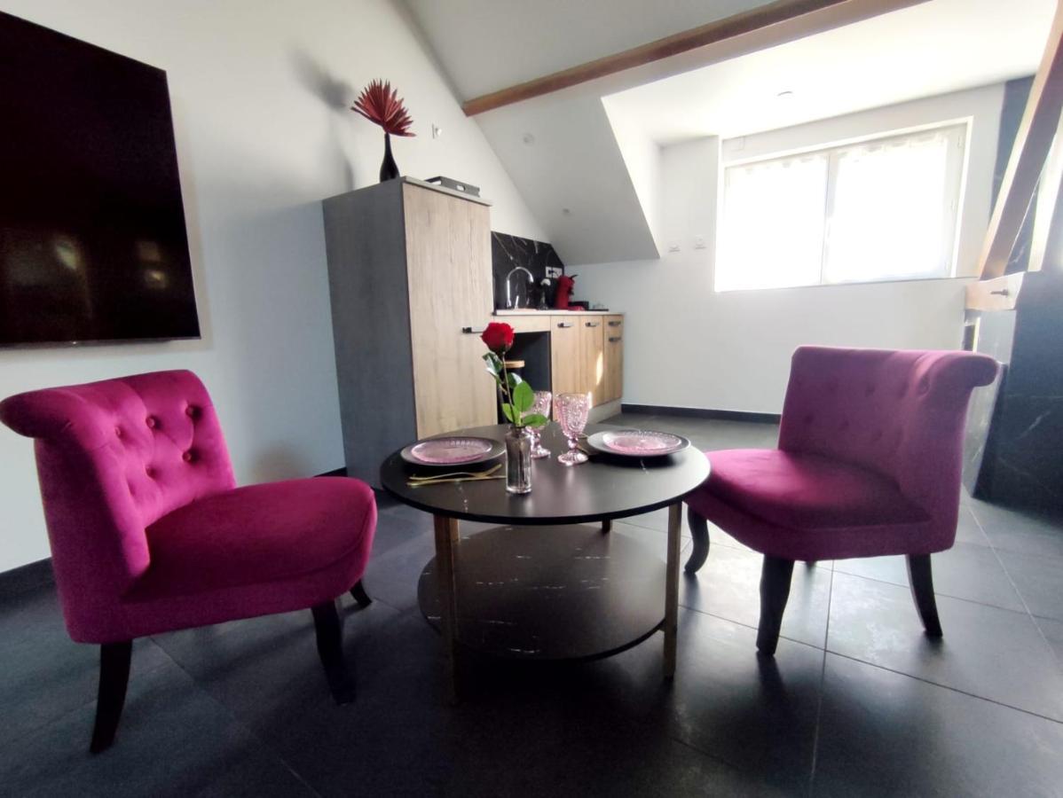 Love Room A Монтаржі Екстер'єр фото